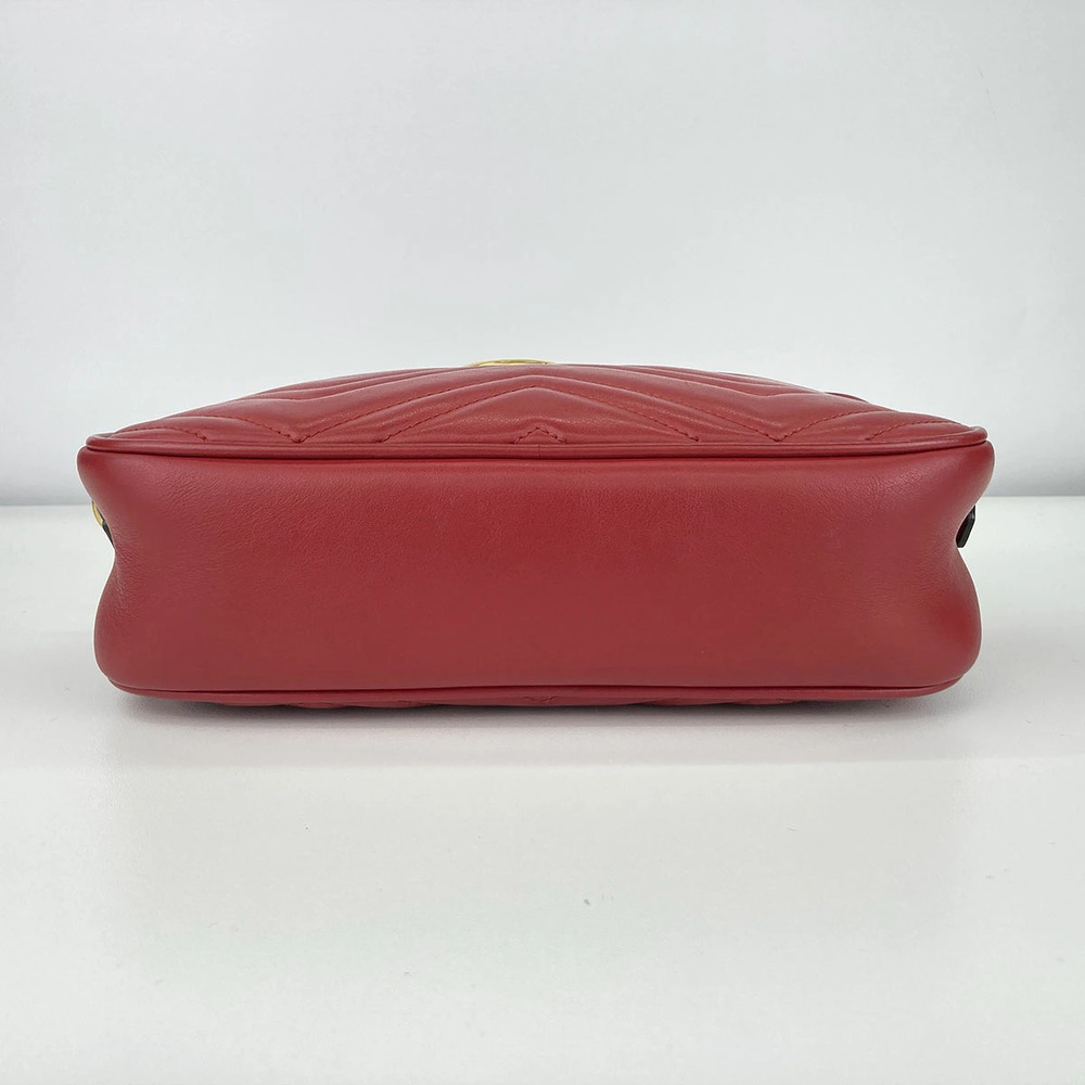 Gucci Leather Marmont Shoulder Red Quilted Bag GG - Picture 4 of 6